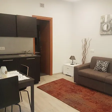Monolocale Piano Terra Direttamente Sul Appartement Verbania